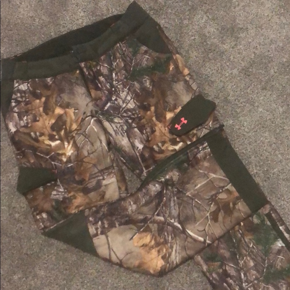 Under Armour Camo pant